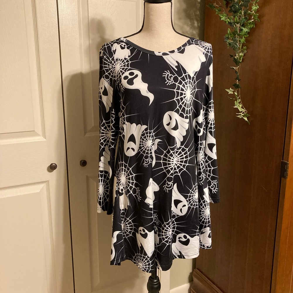 Adorable Ghost dress / tunic size large